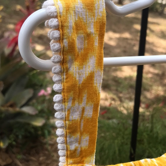 Old Navy Girls Size XL (14)  Yellow print Romper - Picture 3 of 6